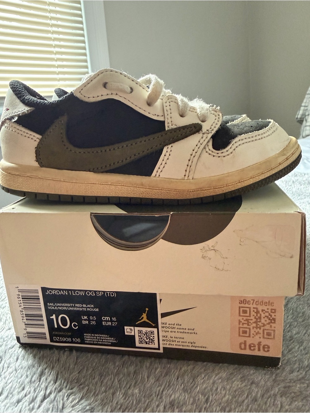 Nike Kids' Jordan 1 Low - White, Black & Olive
